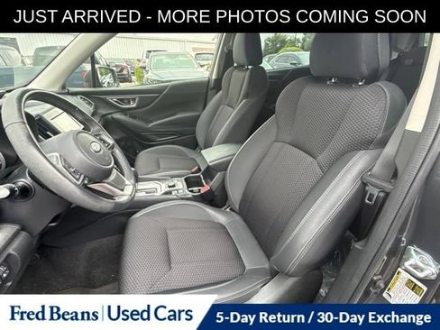 Used 2023 Subaru Forester Premium AWD/4WD image 9