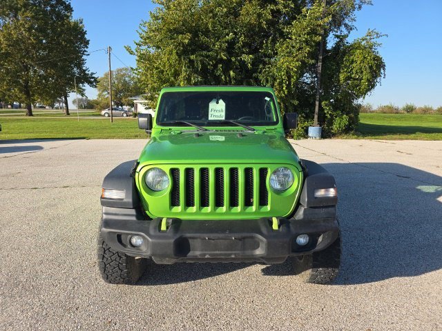 Used 2018 Jeep Wrangler Unlimited Sport S AWD/4WD image 2