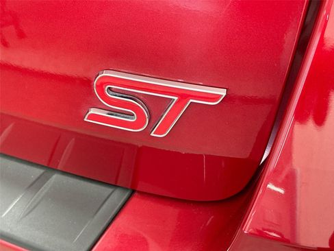Used 2020 Ford Explorer ST w/ ST Street Pack AWD/4WD image 15