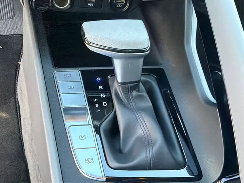 Used 2022 Hyundai Elantra Blue image 29