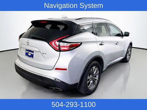 Used 2018 Nissan Murano SV image 5