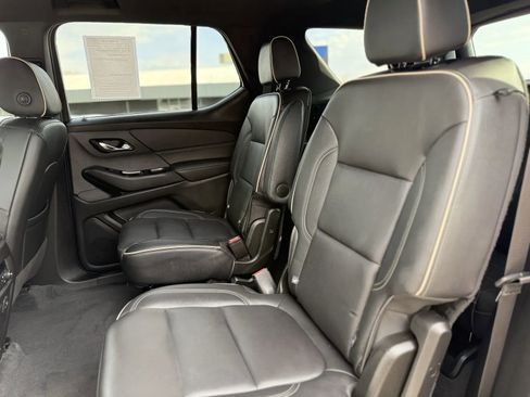 Used 2023 Chevrolet Traverse Premier w/ Redline Edition image 16
