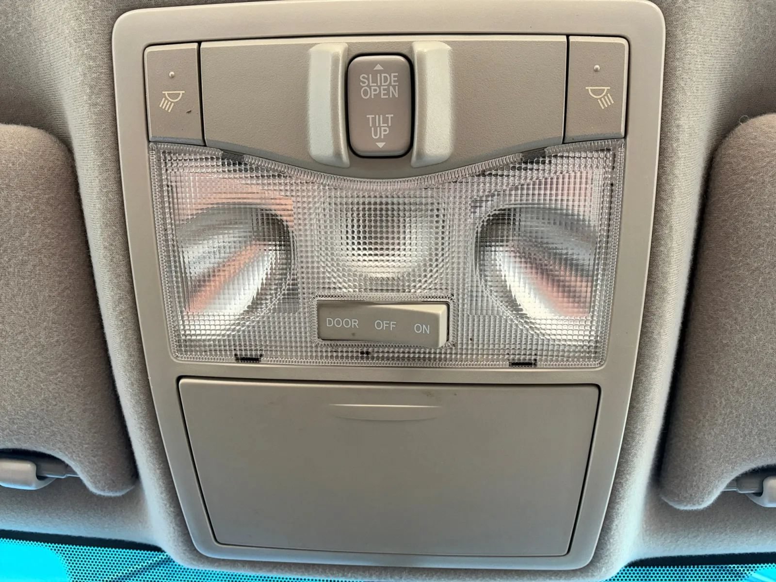 Used 2011 Toyota Avalon FWD image 35