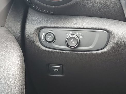 Certified 2021 Chevrolet Blazer LT FWD image 19