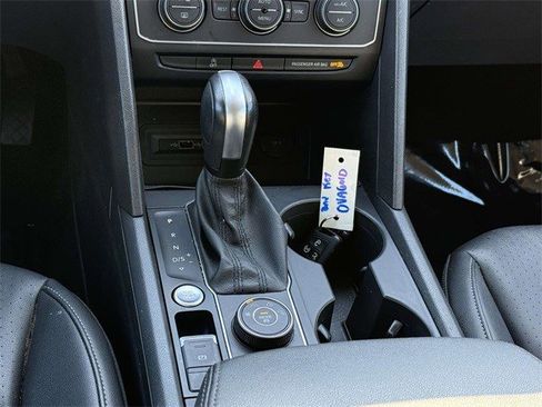 Used 2020 Volkswagen Atlas SE w/ Towing Package image 21