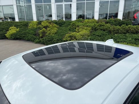 Certified 2023 Volvo S60 B5 Plus w/ Climate Package FWD image 10