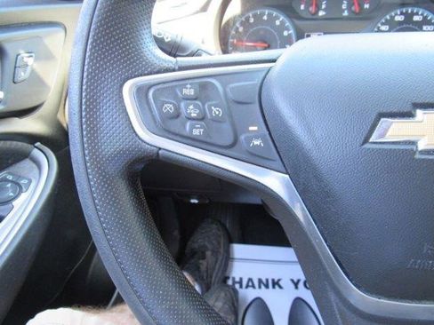 Used 2023 Chevrolet Malibu LS FWD image 29