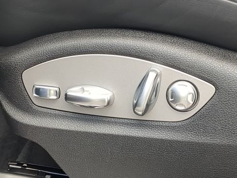 Used 2026 Porsche Macan S AWD/4WD image 18