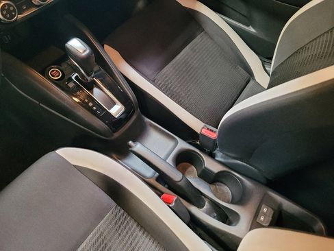 Used 2021 Nissan Versa SV image 26