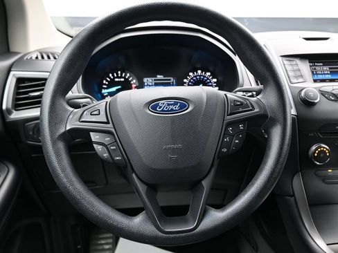 Used 2018 Ford Edge SE w/ Cargo Accessory Package AWD/4WD image 14
