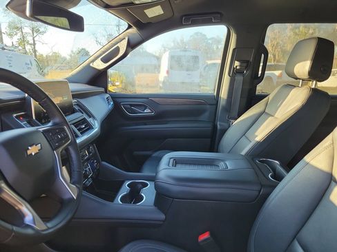 Used 2024 Chevrolet Tahoe LT RWD image 16