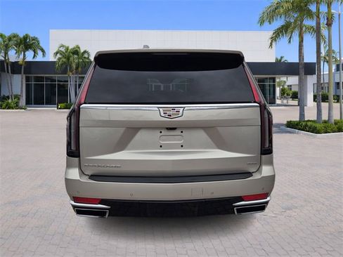 Used 2021 Cadillac Escalade Premium Luxury w/ Driver Assist Tech Package image 6