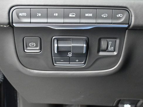 Used 2022 Cadillac Escalade Sport Platinum image 29