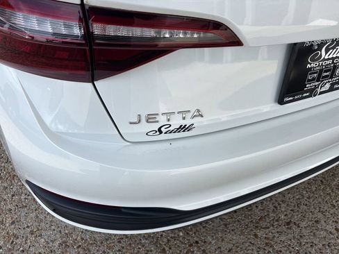 Used 2022 Volkswagen Jetta SE FWD image 32