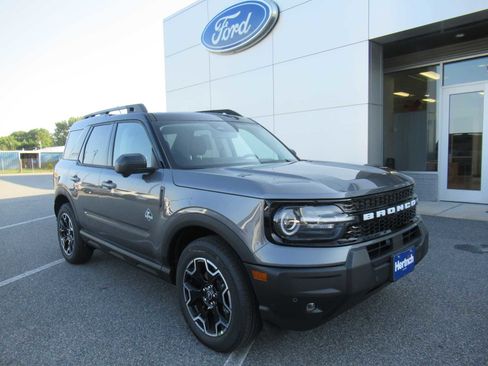 New 2025 Ford Bronco Sport Outer Banks w/ Outer Banks Tech Package+ image 3