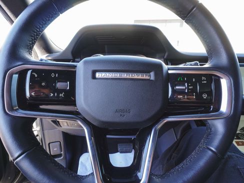 Used 2023 Land Rover Range Rover Evoque SE image 26