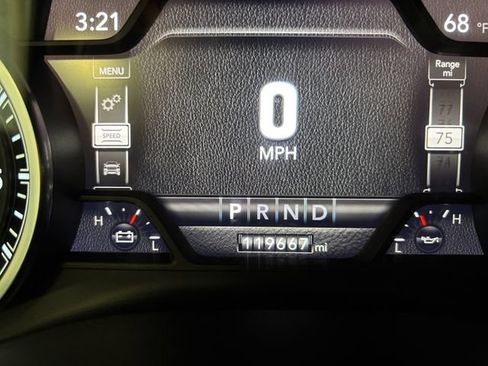 Used 2021 RAM 1500 Laramie AWD/4WD image 18