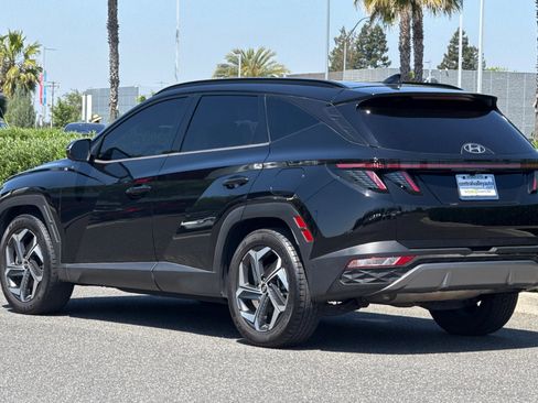 Used 2022 Hyundai Tucson Limited w/ Cargo Package FWD image 6