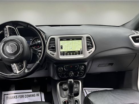 Used 2021 Jeep Compass Latitude AWD/4WD image 17