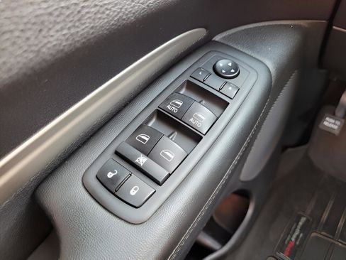 Used 2018 Dodge Durango SXT w/ Trailer Tow Group IV image 21