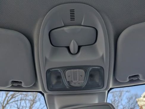 Used 2014 FIAT 500L Trekking w/ Popular Equipment Group image 36