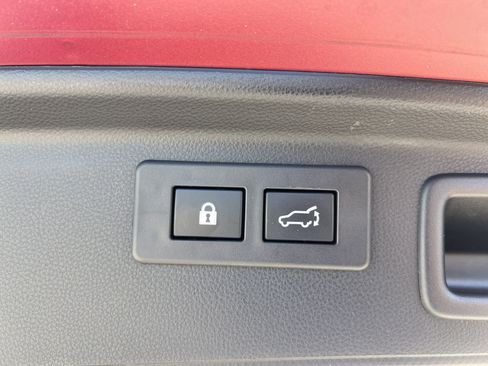 Used 2023 Subaru Forester Limited AWD/4WD image 21