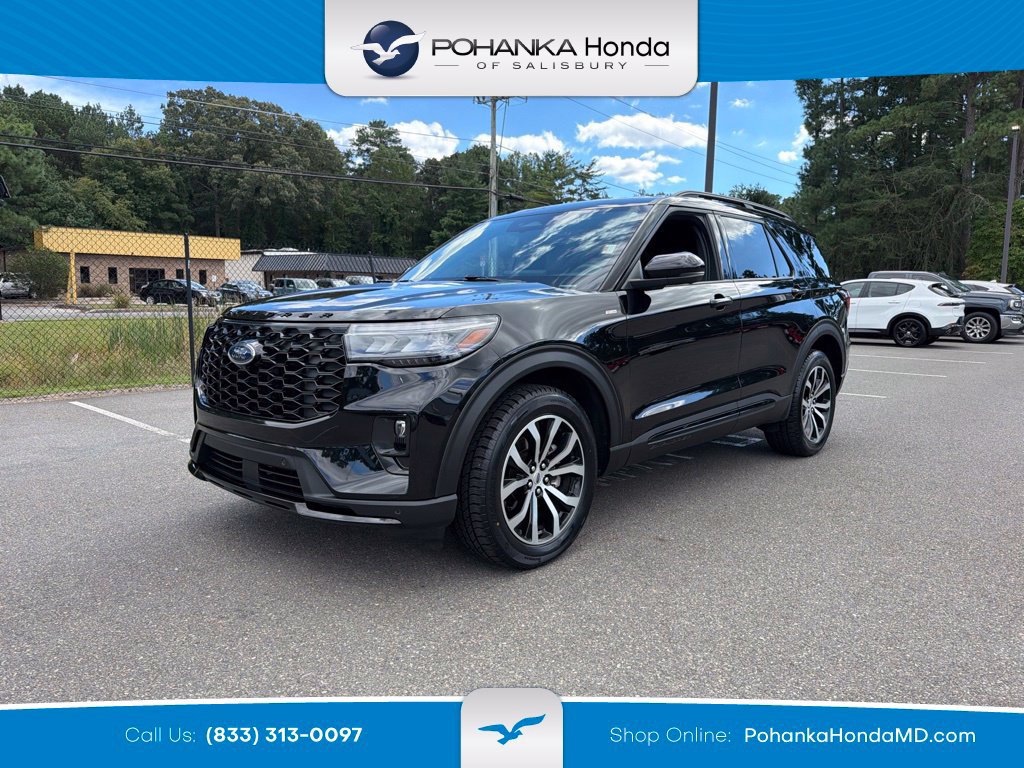 Used 2026 Ford Explorer ST-Line AWD/4WD image 1