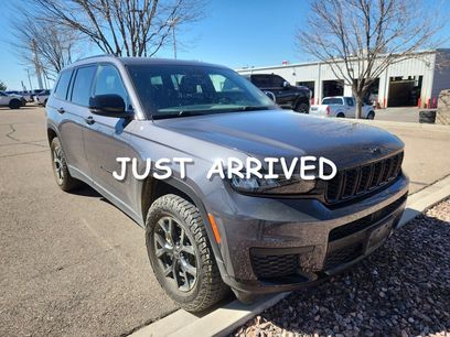 Used 2024 Jeep Grand Cherokee L Altitude