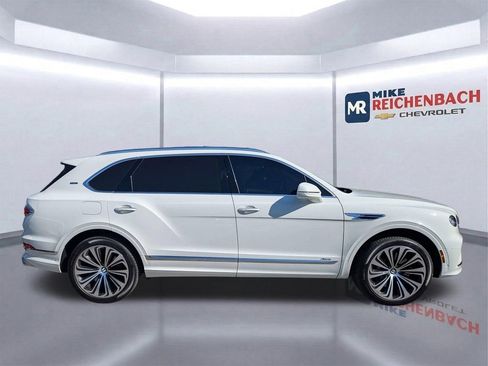 Used 2023 Bentley Bentayga Extended Wheelbase AWD/4WD image 3