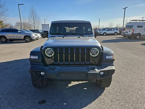 Used 2020 Jeep Wrangler Unlimited Sport image 2
