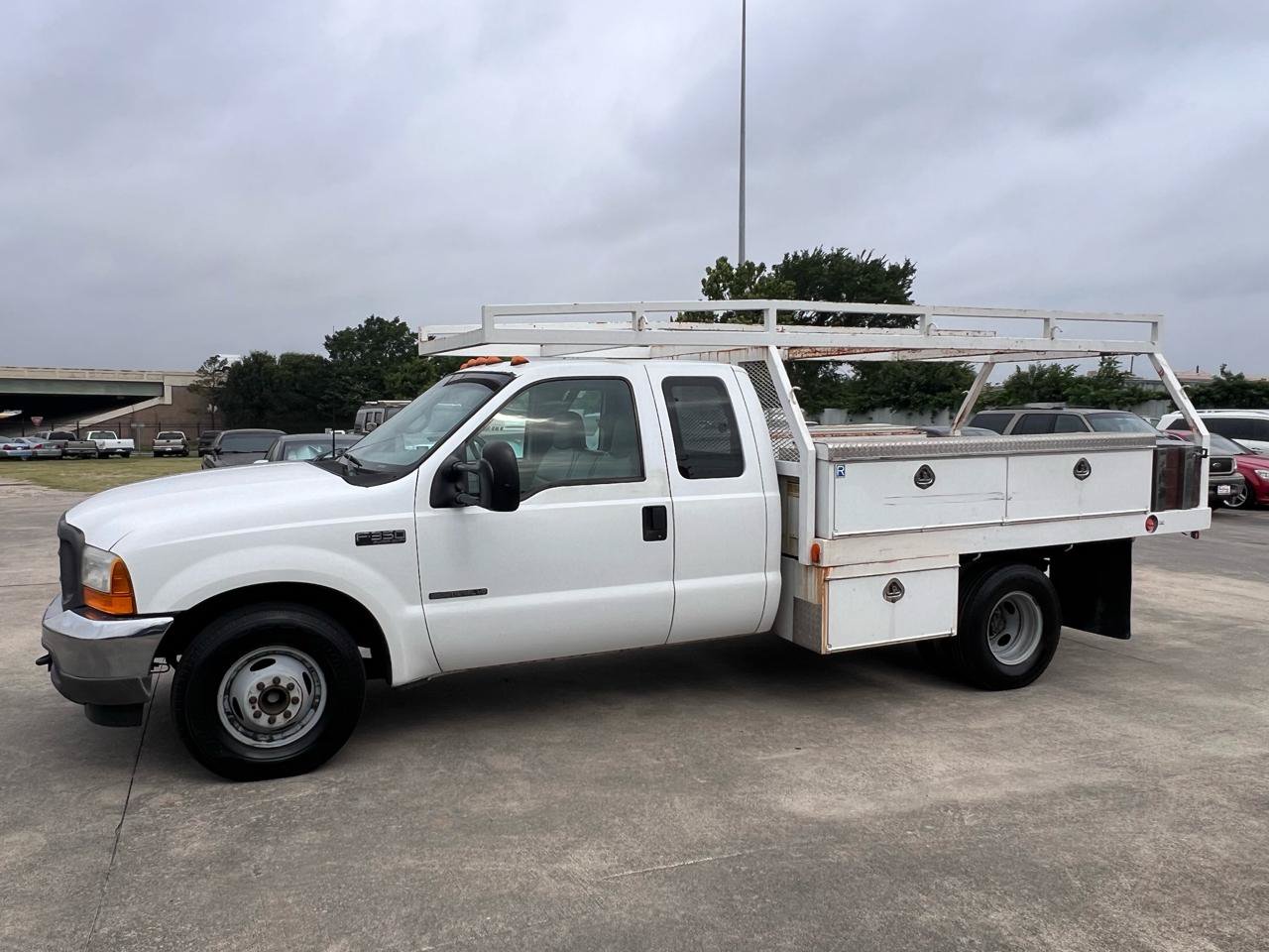 Used 2001 Ford F350 XL RWD image 87