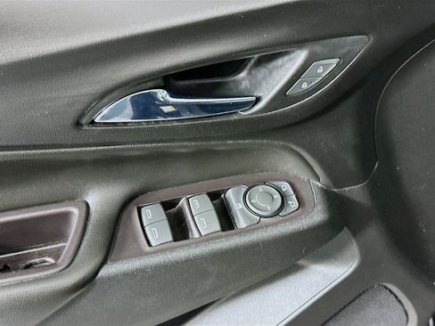 Used 2020 Chevrolet Equinox LT FWD image 15