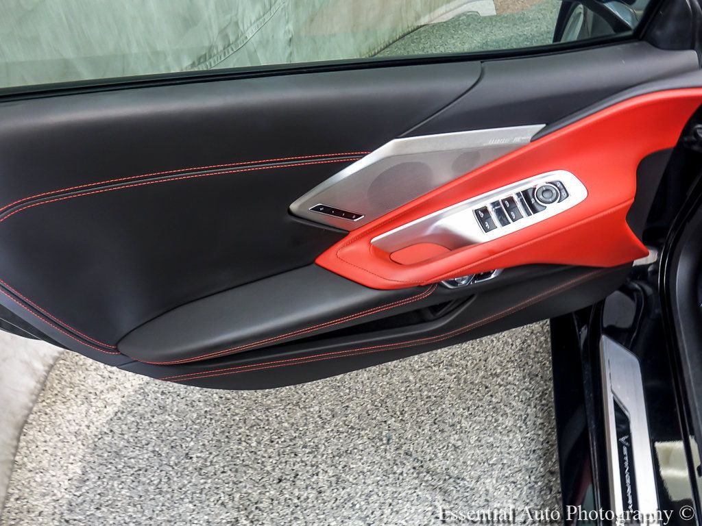 Used 2021 Chevrolet Corvette Stingray Premium Conv w/ Z51 Performance Package RWD image 20