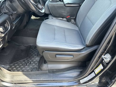 Used 2021 RAM 1500 Big Horn AWD/4WD image 11