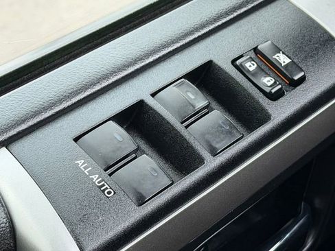 Used 2020 Toyota 4Runner SR5 Premium w/ Moonroof Package image 32