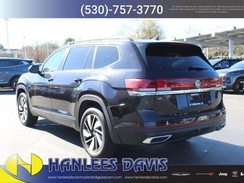 Used 2024 Volkswagen Atlas SE image 9