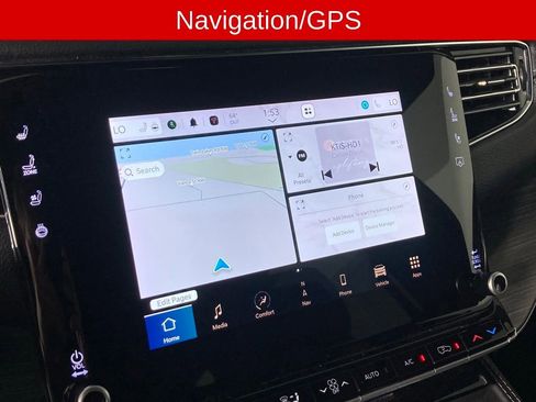 Used 2023 Jeep Wagoneer L Series III w/ Preferred Equipment Group image 4