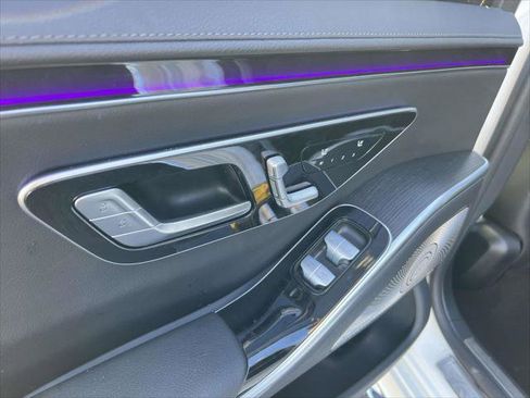 Used 2023 Mercedes-Benz S 500 4MATIC image 12