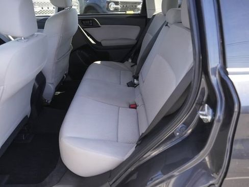 Used 2016 Subaru Forester 2.5i Premium image 13