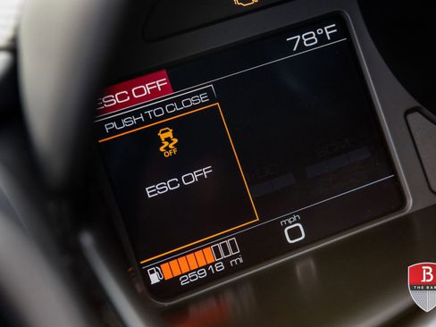 Used 2018 Ferrari GTC4Lusso T image 31