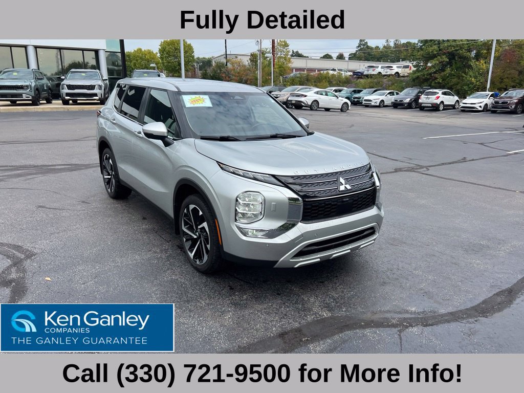 Used 2023 Mitsubishi Outlander SE AWD/4WD image 6