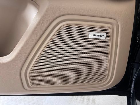 Certified 2024 Porsche Macan S AWD/4WD image 30
