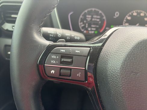 Used 2025 Honda Pilot EX-L image 19