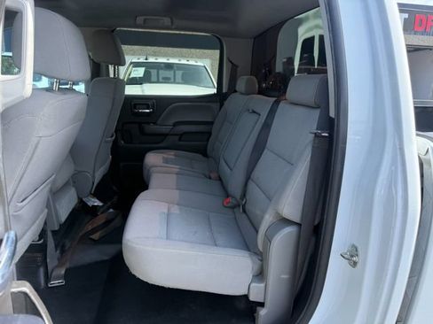 Used 2018 Chevrolet Silverado 2500 W/T w/ WT Convenience Package AWD/4WD image 20