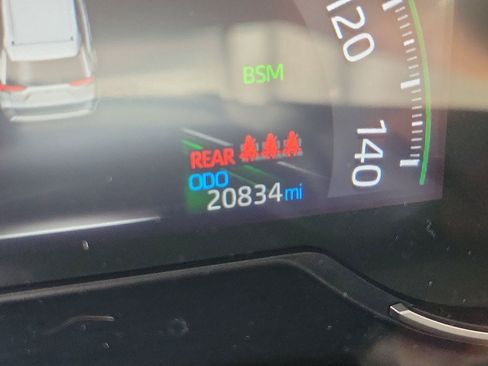 Used 2025 Toyota RAV4 XLE w/ Convenience Package FWD image 23