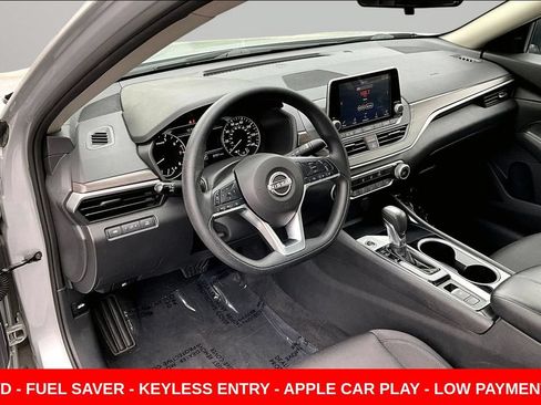 Used 2024 Nissan Altima 2.5 SV AWD/4WD image 16