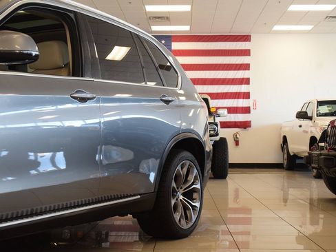 Used 2014 BMW X5 xDrive35i AWD/4WD image 18