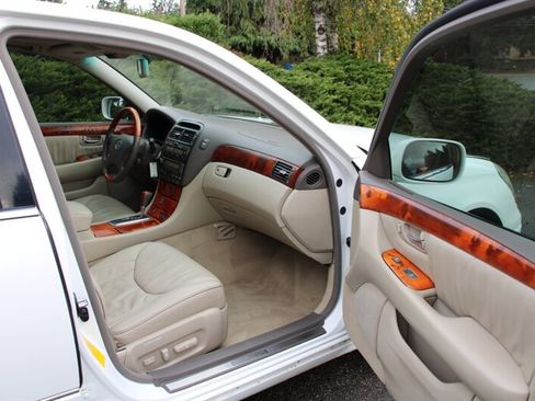 Used 2001 Lexus LS 430 image 14