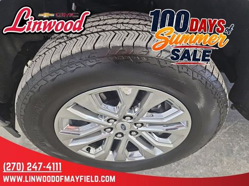 Used 2025 Ford F150 Lariat w/ Equipment Group 501A Mid AWD/4WD image 6