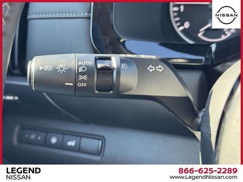 Certified 2024 Nissan Pathfinder SL image 21